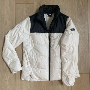 The North Face Women’s Vintage White/Black Puffer, Large